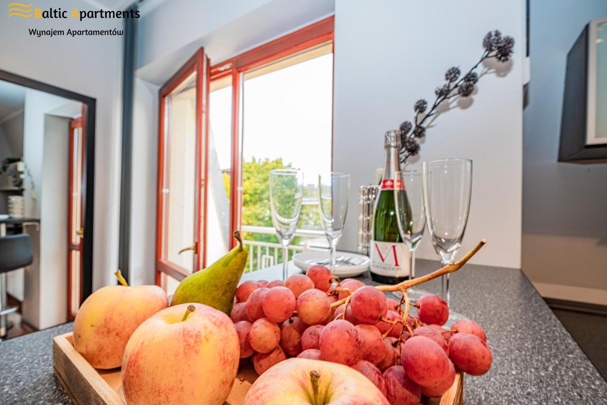 Baltic Apartments - Roza Wiatrow Świnoujście Exteriör bild